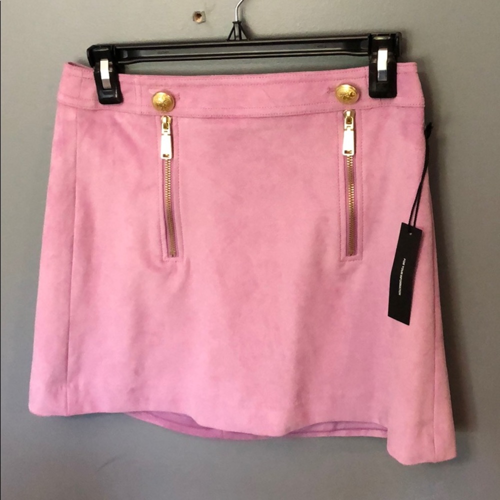 Adorable velvet skirt with tags